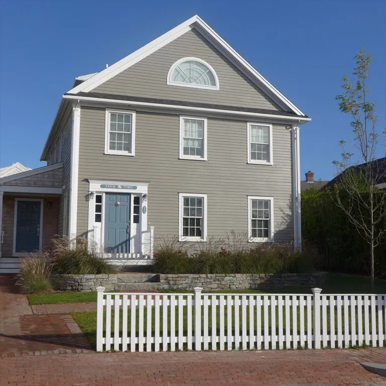 Nantucket Rental, 3 floor home with open concept design