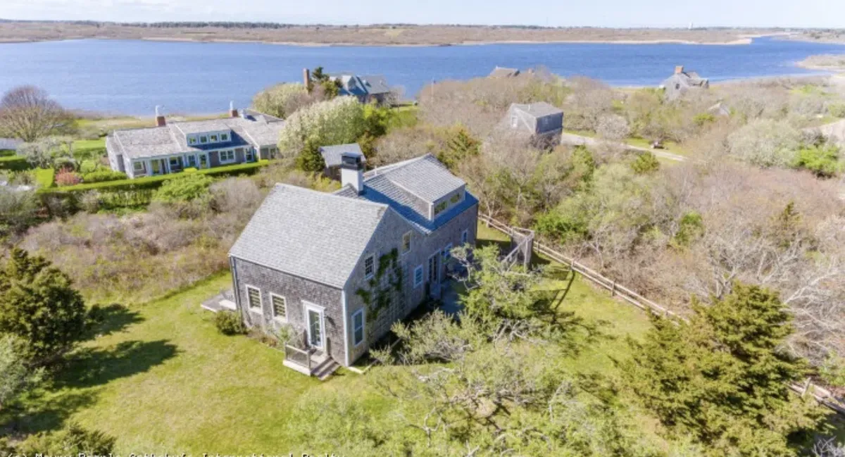 Nantucket Rental, Cisco Cisco Hideaway 4Bed Summer Cottage Near